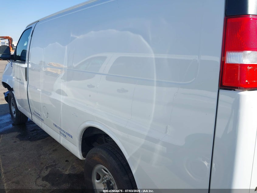 2023 CHEVROLET EXPRESS CARGO RWD 2500 REGULAR WHEELBASE WT - 1GCWGAFP9P1211380