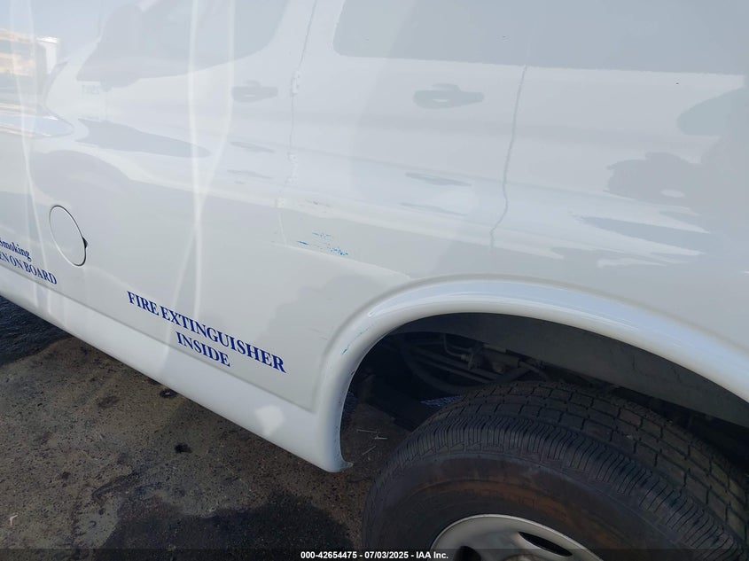 2023 CHEVROLET EXPRESS CARGO RWD 2500 REGULAR WHEELBASE WT - 1GCWGAFP9P1211380