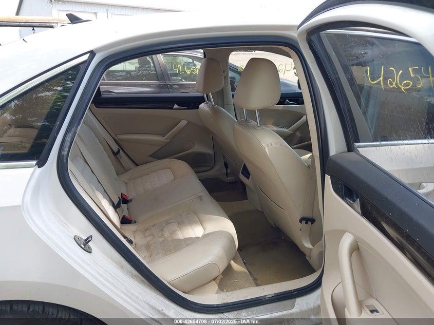 1VWCN7A37EC055645 2014 VOLKSWAGEN PASSAT photo no. 8