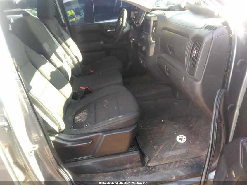 VIN 3GCPWBEK2LG368666 2020 CHEVROLET SILVERADO 1500 2WD  SHORT BED CUSTOM