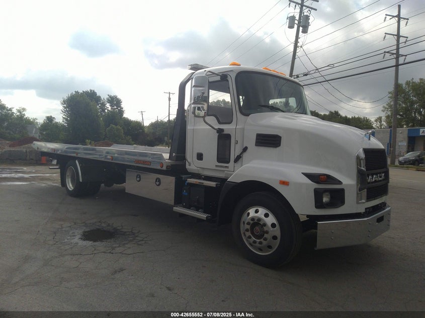 2024 MACK MD  (VIN: 1M2MDBAA4RS012111)