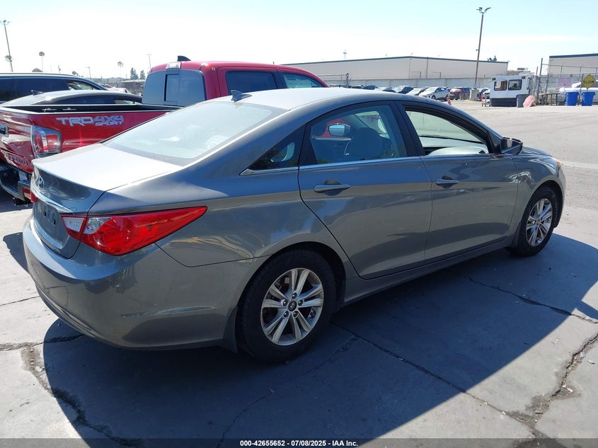 2012 HYUNDAI SONATA VIN: 5NPEB4AC8CH493336
