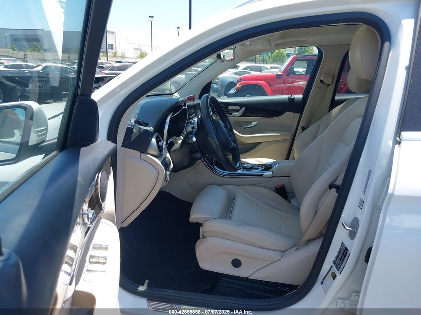2017 MERCEDES-BENZ GLC 300 VIN: WDC0G4JB9HF183615