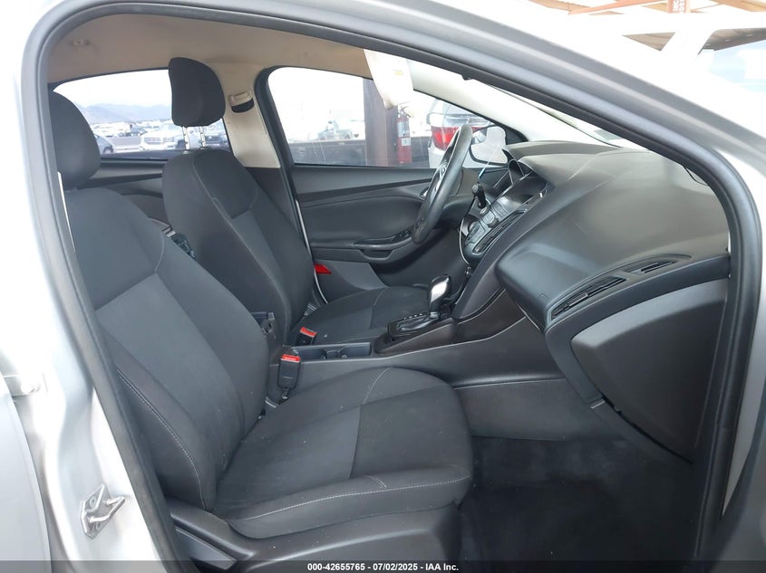 2018 FORD FOCUS SE - 1FADP3F25JL229206