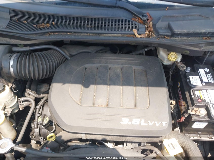 2013 CHRYSLER TOWN & COUNTRY VIN: 2C4RC1CG4DR621685