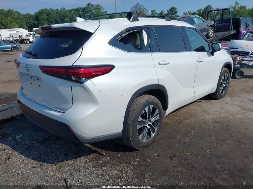 2022 Toyota Highlander - 5TDHZRBH6NS172134