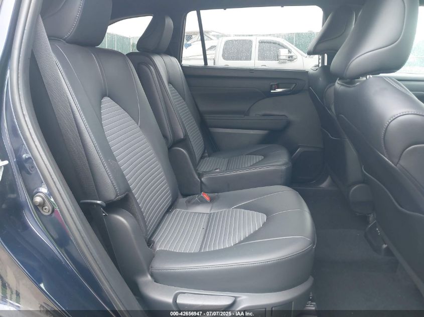 2024 Toyota Highlander - 5TDKDRBHXRS551230