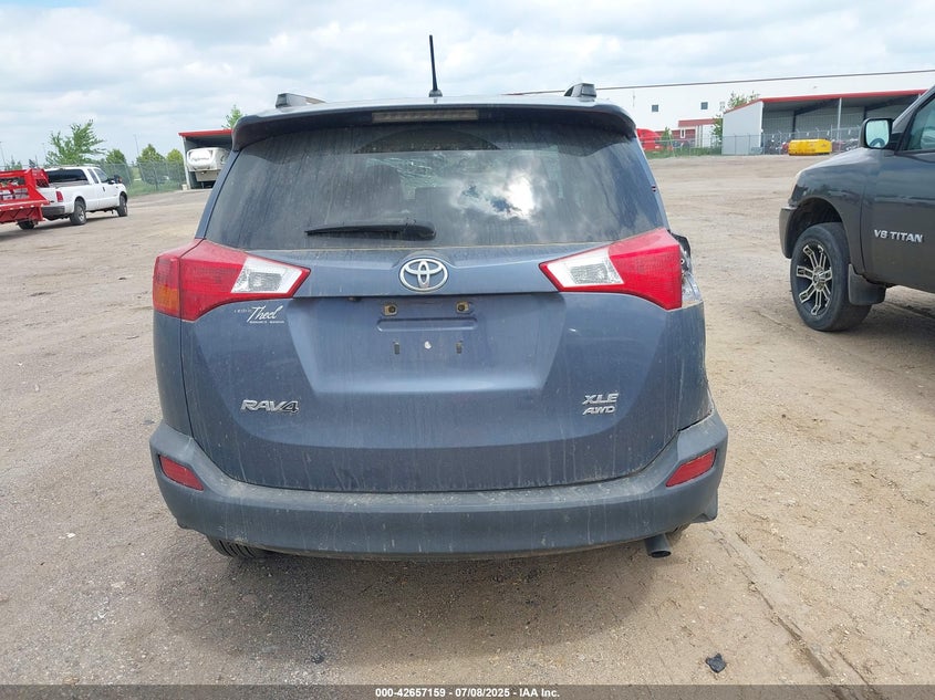 2013 TOYOTA RAV4 XLE - JTMRFREV4DD023343