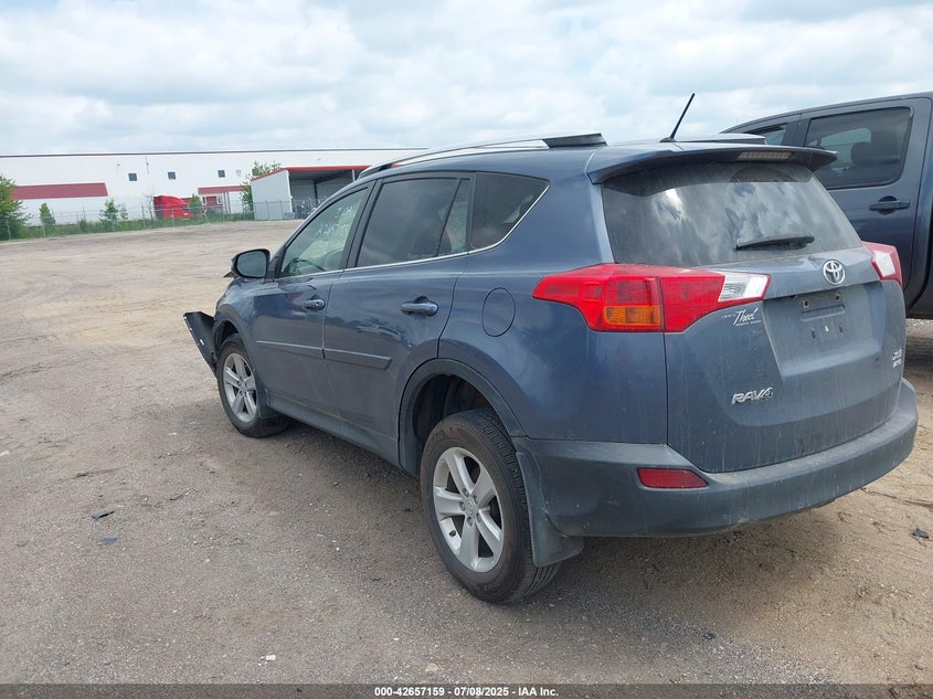 2013 TOYOTA RAV4 XLE - JTMRFREV4DD023343