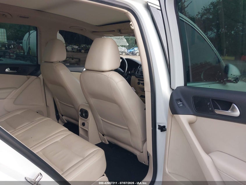 2016 VOLKSWAGEN TIGUAN SEL - WVGBV7AX1GW508107