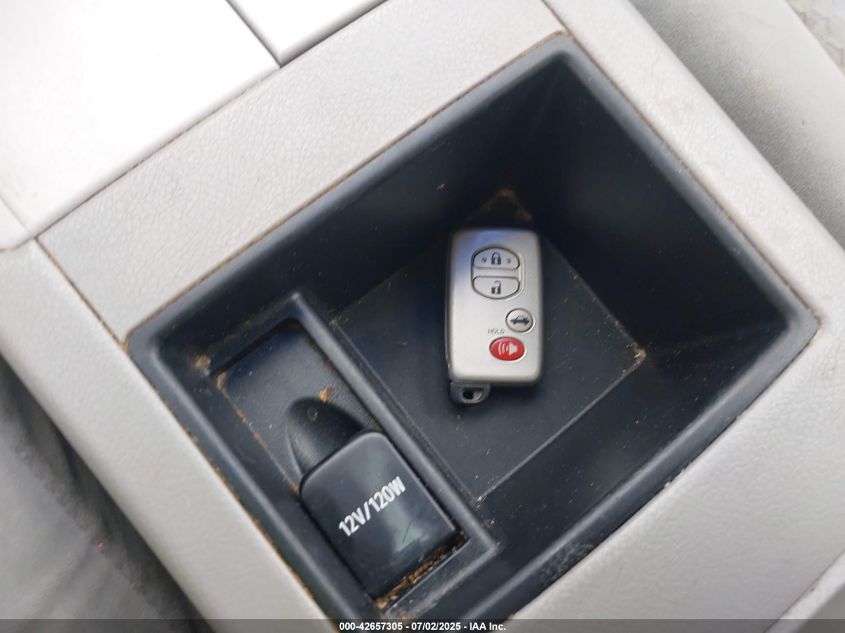 2008 Toyota Camry Hybrid VIN: 4T1BB46K38U060230 Lot: 42657305