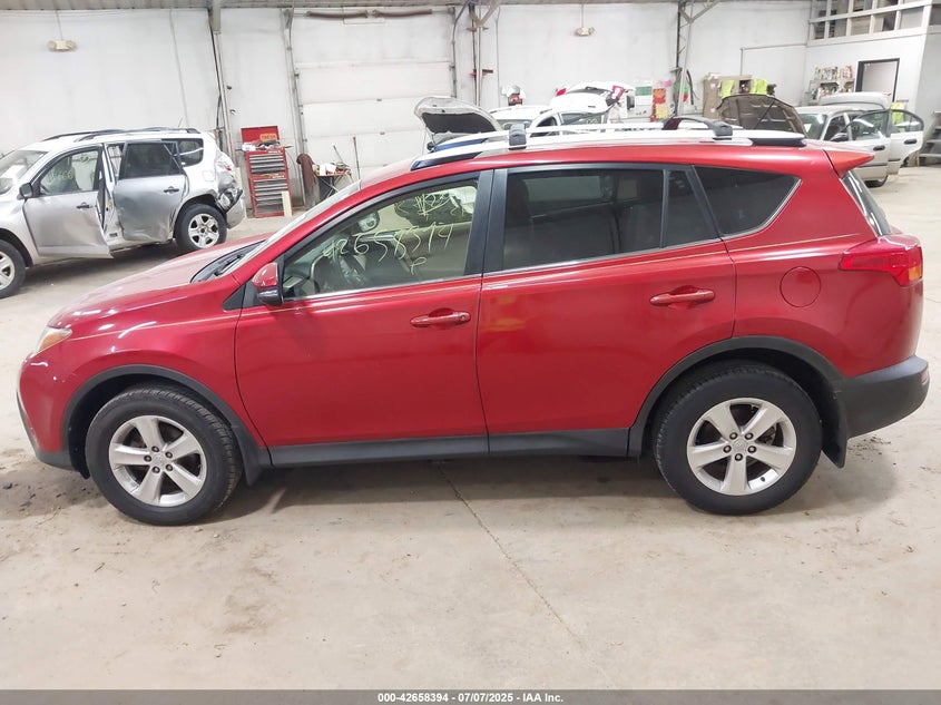 2013 TOYOTA RAV4 XLE - JTMRFREVXD5012051