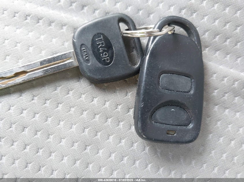 2011 Kia Sorento Lx V6 VIN: 5XYKT4A26BG138128 Lot: 42659016