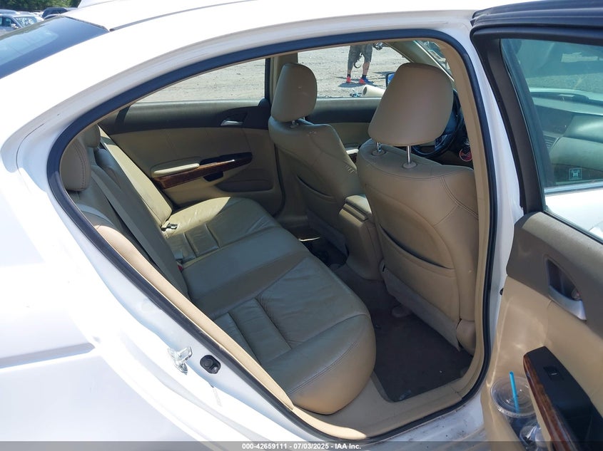 2009 HONDA ACCORD VIN: 1HGCP26849A056646