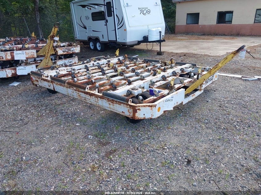 00000000000200211 1994 Equipment Gse 1215 auction photo 1