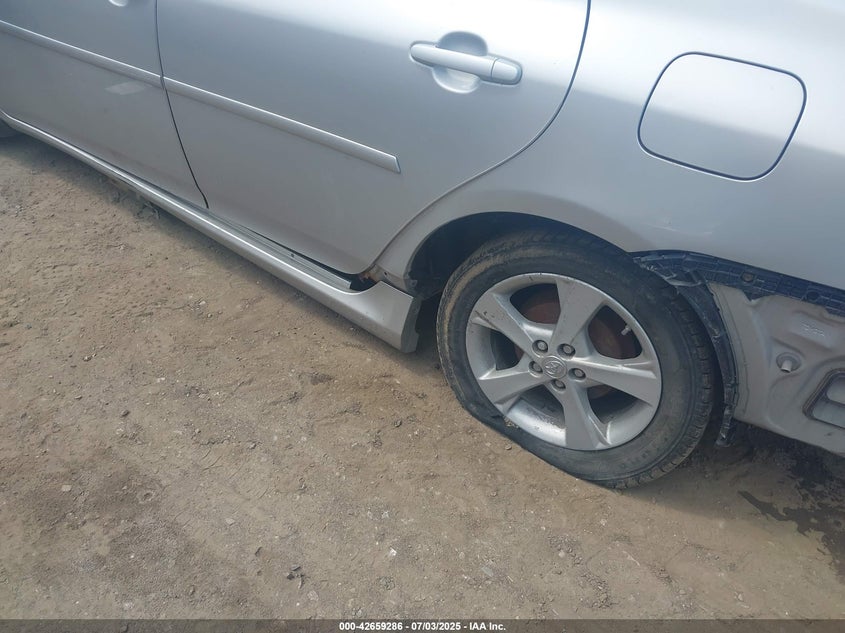 2013 TOYOTA COROLLA LE - 2T1BU4EE7DC922723