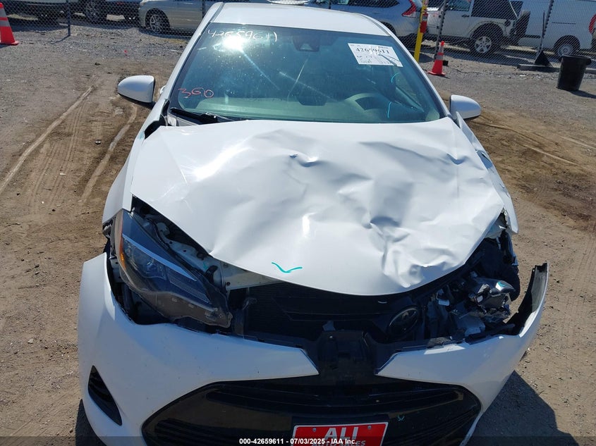 2018 Toyota Corolla Le VIN: 2T1BURHE3JC102126 Lot: 42659611