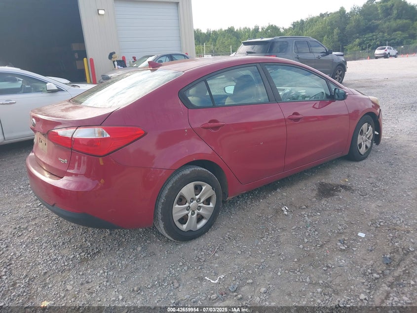 2016 KIA FORTE LX - KNAFX4A63G5605978