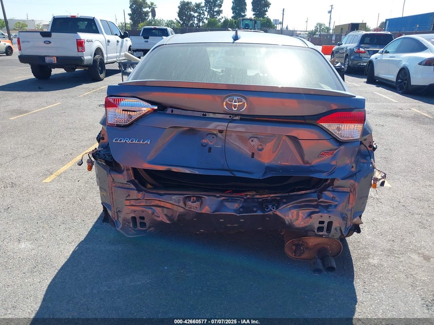 VIN JTDS4RCE9LJ018181 2020 TOYOTA COROLLA SE