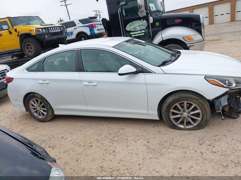 2018 HYUNDAI SONATA SE - 5NPE24AF6JH648392