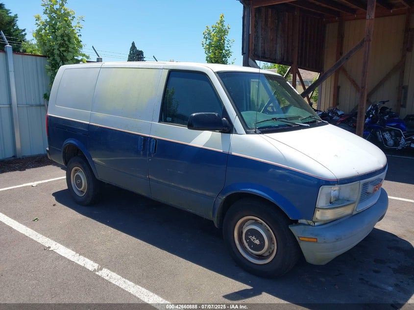 1998 GMC Safari Standard