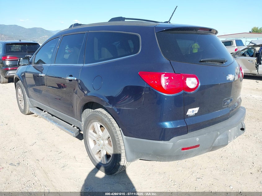 1GNKCJED3BJ189601 2011 CHEVROLET TRAVERSE photo no. 3