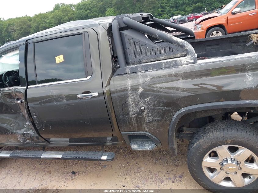 2022 Chevrolet Silverado 3500Hd 4Wd Standard Bed Ltz VIN: 1GC4YUEY5NF361888 Lot: 42661111