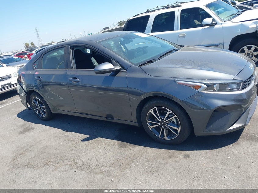 2024 KIA FORTE LX/LXS - 3KPF24AD5RE726180