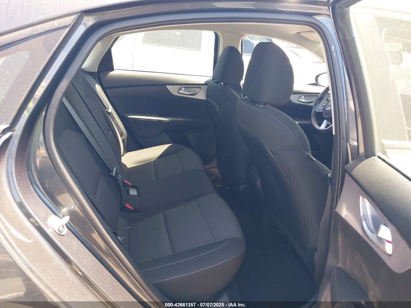 2024 KIA FORTE LX/LXS - 3KPF24AD5RE726180