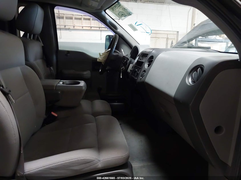 2004 Ford F-150 Stx/Xl/Xlt