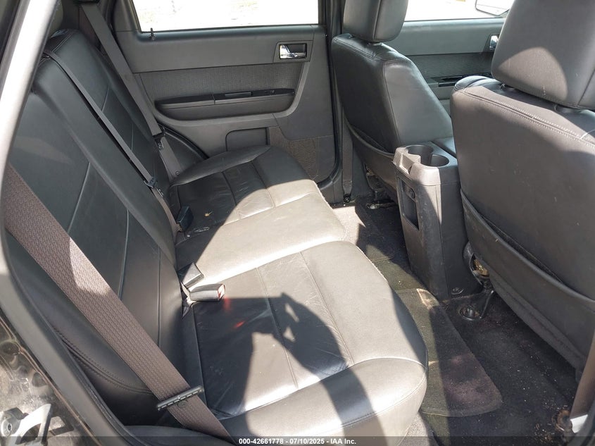 2011 FORD ESCAPE VIN: 1FMCU0EG7BKA13807