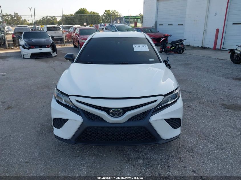 2018 Toyota Camry Se VIN: 4T1B11HK3JU505795 Lot: 42661787