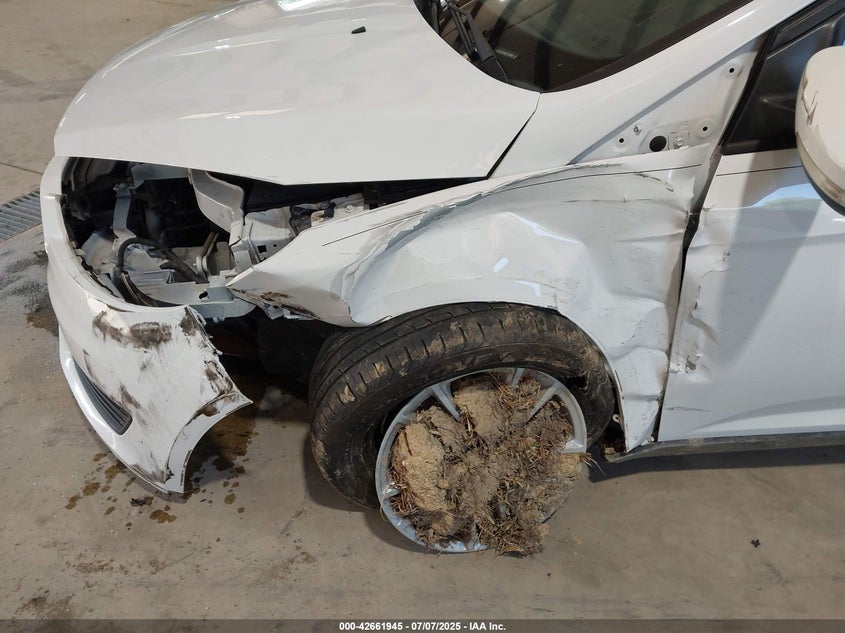 2018 FORD FOCUS SE - 1FADP3K2XJL213895