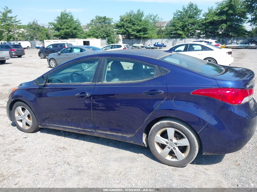 2013 HYUNDAI ELANTRA VIN: 5NPDH4AE8DH436406