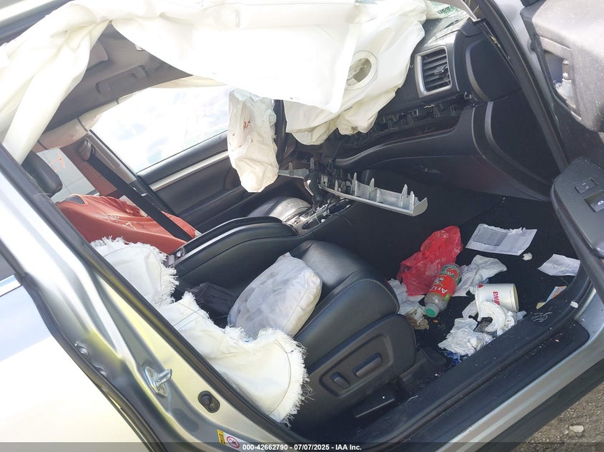 2018 TOYOTA HIGHLANDER SE/XLE - 5TDKZRFH5JS541401