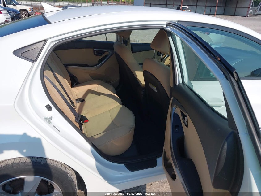 2013 HYUNDAI ELANTRA GLS/LIMITED - 5NPDH4AE4DH442221