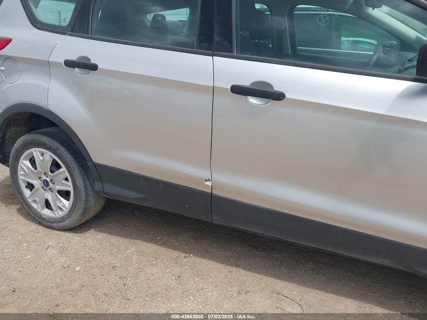 2015 Ford Escape S VIN: 1FMCU0F79FUB23122 Lot: 42663000