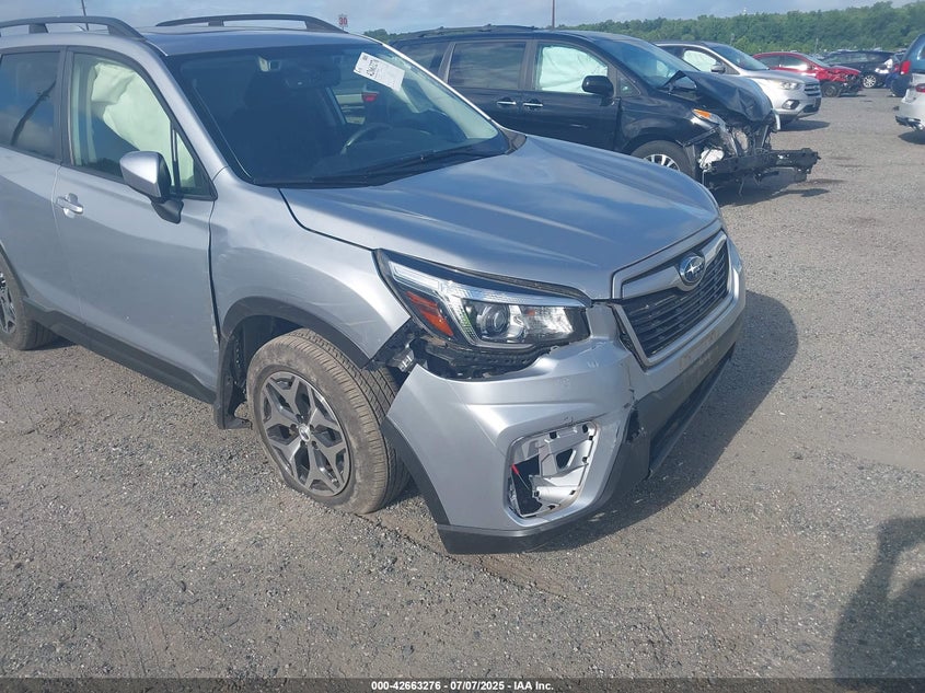 2020 SUBARU FORESTER PREMIUM - JF2SKAJC1LH513640