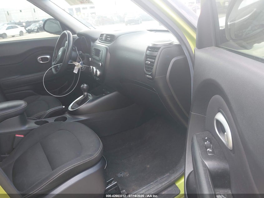 2015 KIA SOUL + - KNDJP3A55F7765586