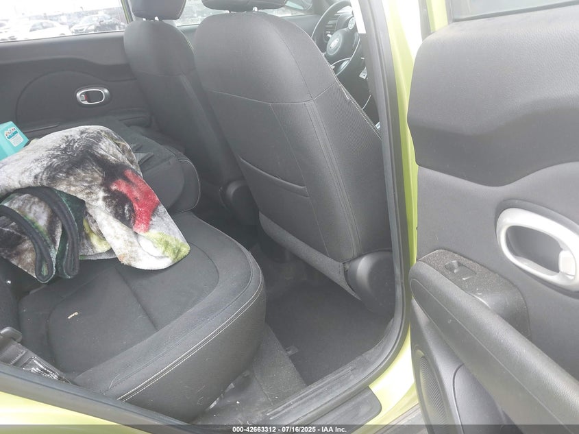 2015 KIA SOUL + - KNDJP3A55F7765586