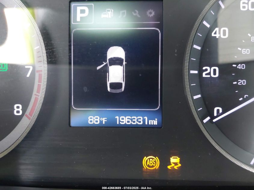 2015 HYUNDAI SONATA SPORT - 5NPE34AF2FH024156