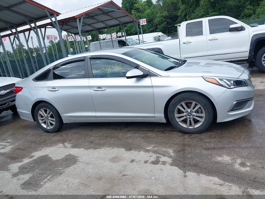 2016 HYUNDAI SONATA SE - 5NPE24AFXGH313001