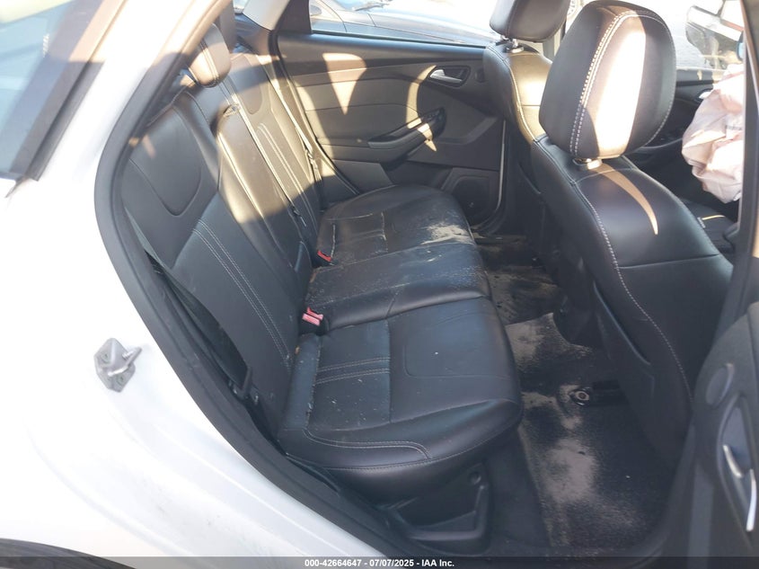 2014 FORD FOCUS TITANIUM - 1FADP3J27EL221699