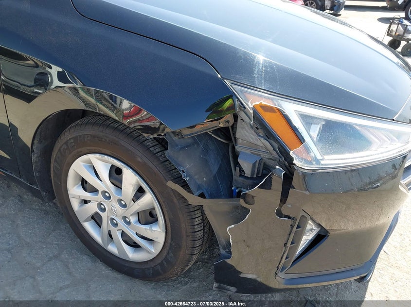 2020 HYUNDAI ELANTRA SE - 5NPD74LF2LH609490