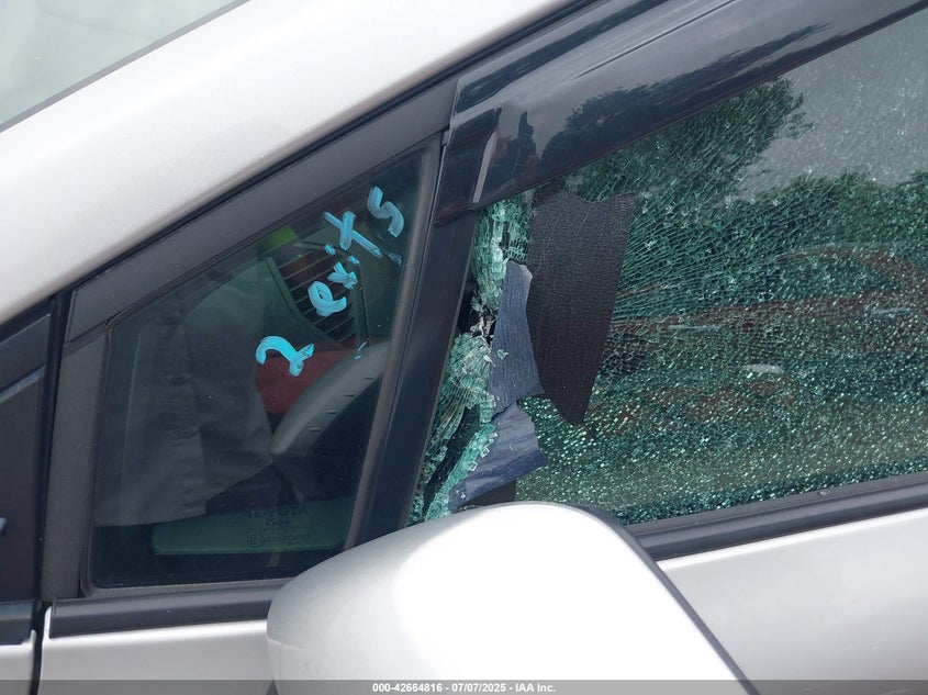 2020 TOYOTA COROLLA LE - 5YFEPRAE0LP087859