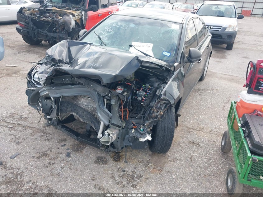 2014 CHEVROLET CRUZE LS - 1G1PA5SH7E7243033