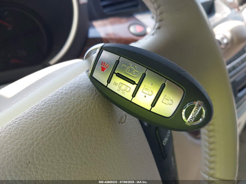 2014 NISSAN QUEST LE/S/SL/SV - JN8AE2KP0E9106077