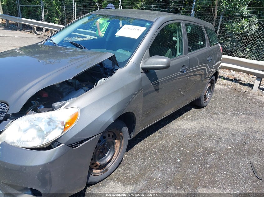 2T1KR32E67C654185 2007 TOYOTA MATRIX photo no. 2