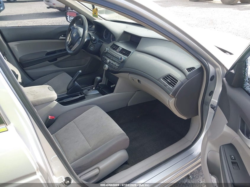 2009 HONDA ACCORD VIN: 1HGCP26319A001754