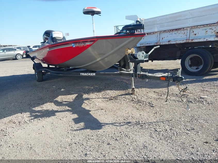 4TM11FH17GB002679 2016 White River Marine Group Trailer auction photo 1